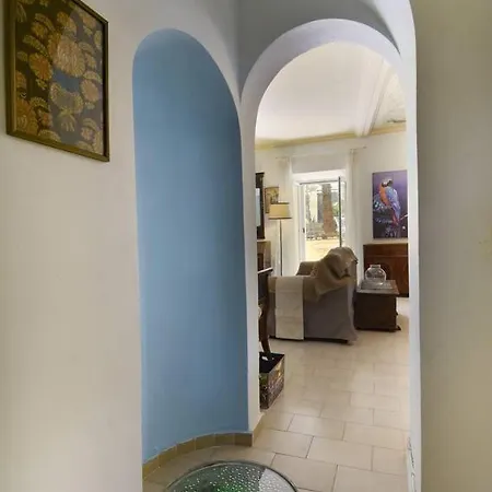 Апартаменты Wishing Well Apartment, Old Town *