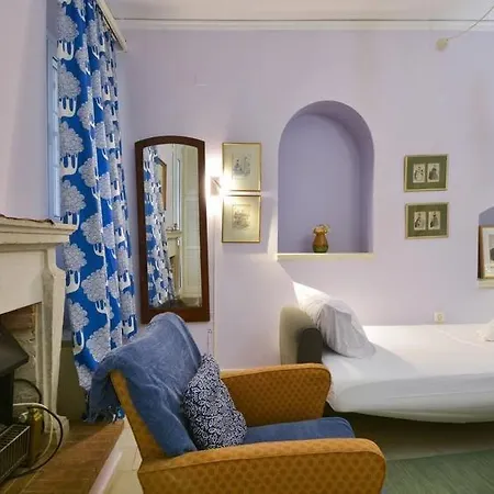 Wishing Well Apartment, Old Town *