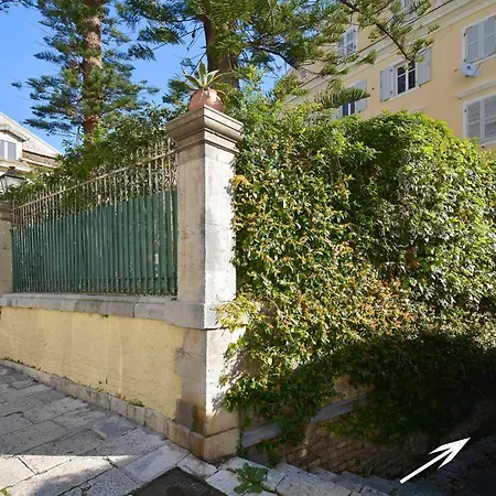 Wishing Well Apartment, Old Town
